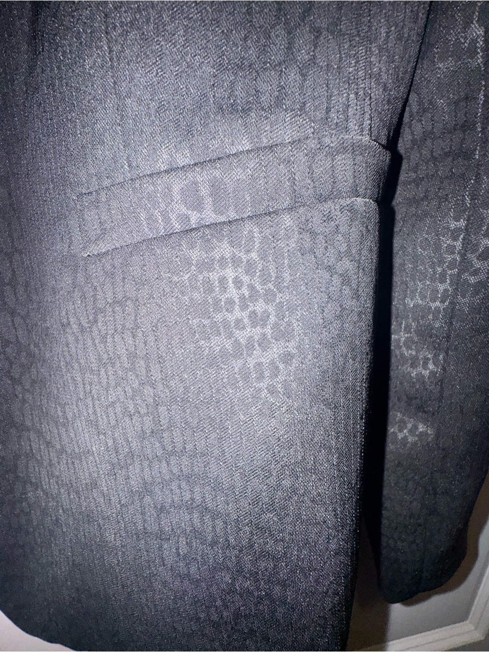 Le Suit Black Textured Croc-Embossed Blazer - Picture 3 of 3